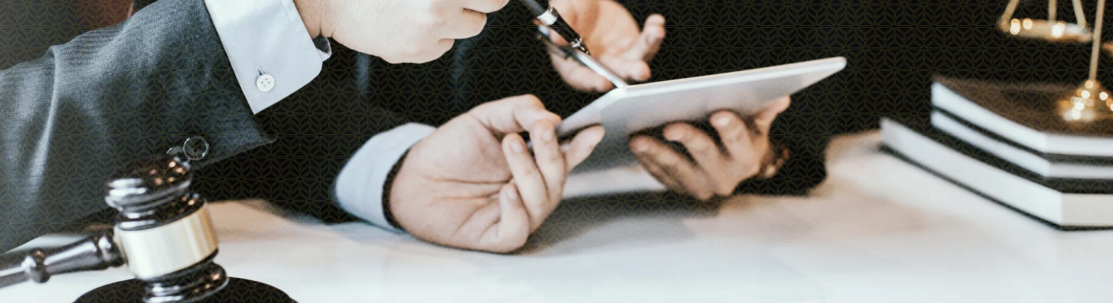 Servicios Legales Inmobiliarios en San Pedro de Alcántara