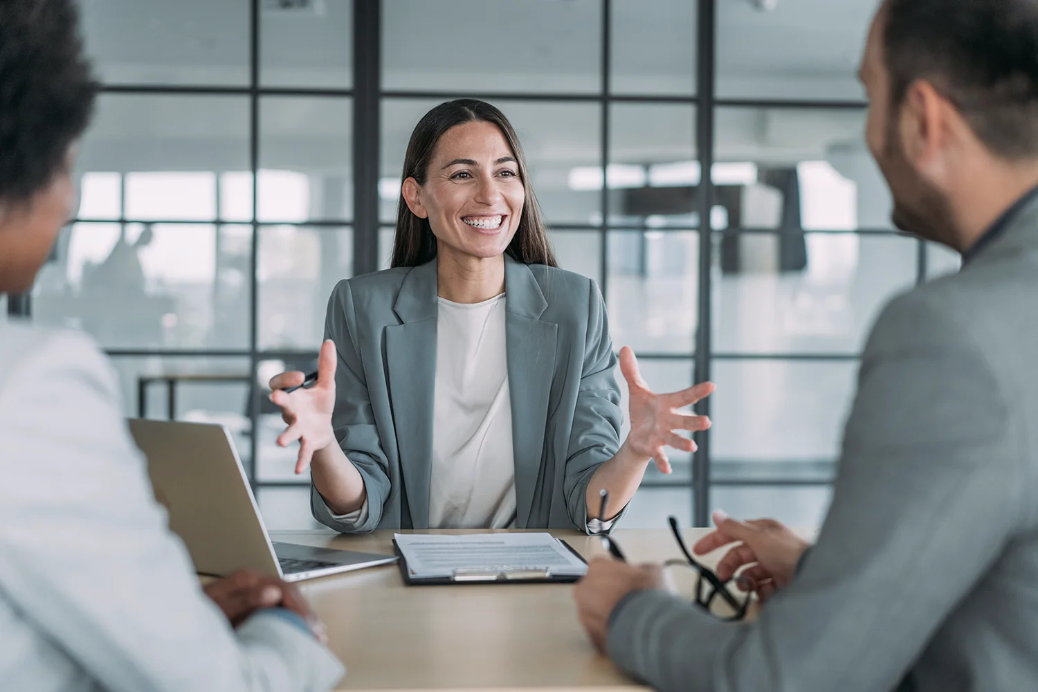 Yofer Administración de Fincas y Servicios Legales